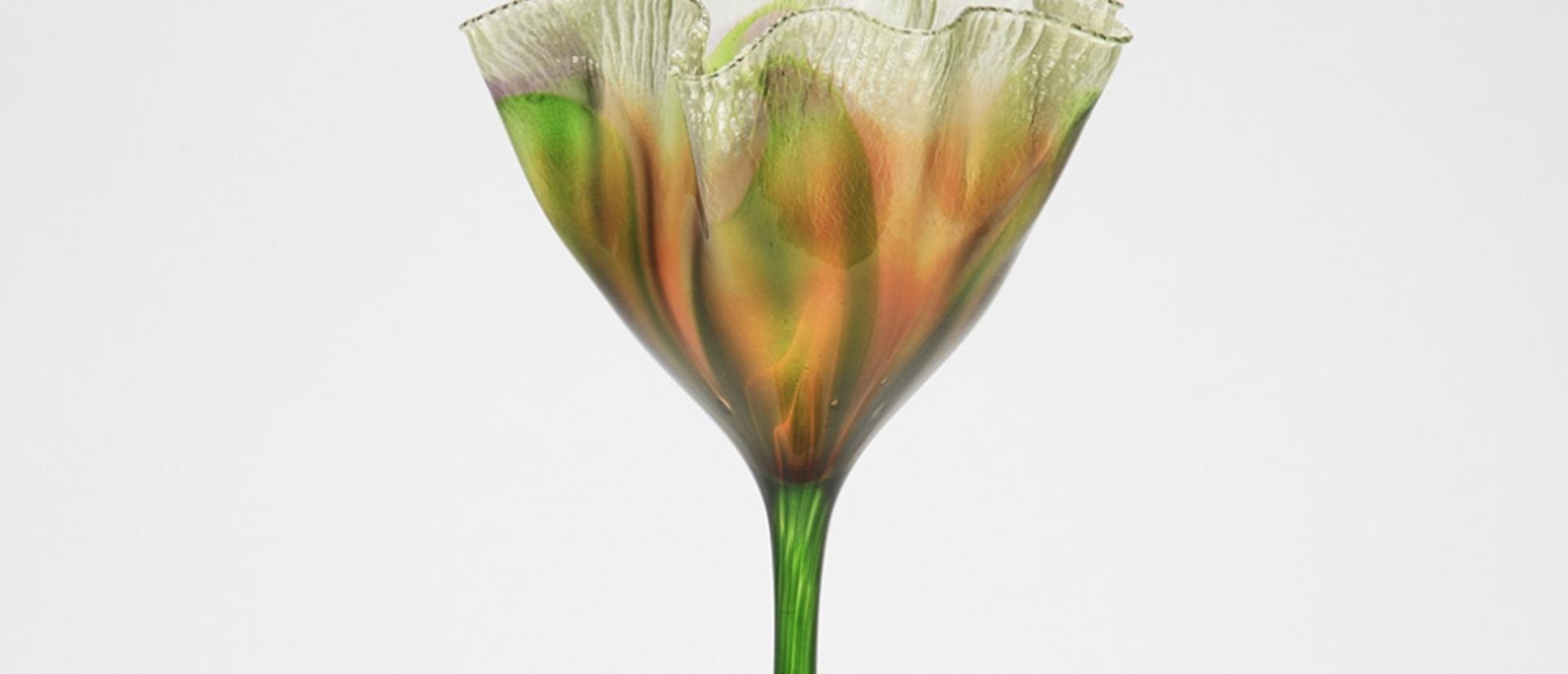 tiffany-floriformvase_1957.43_ddc111282.small_.jpg