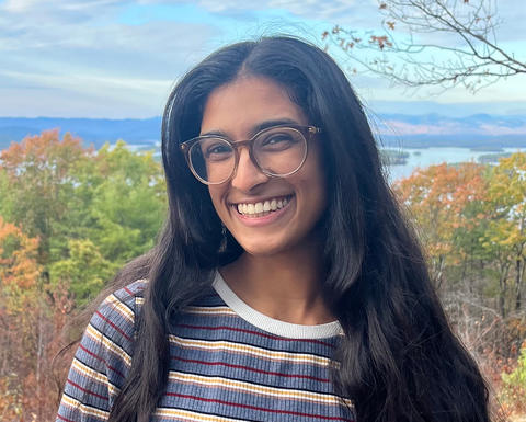 A headshot of Aleezah Madraswalla.